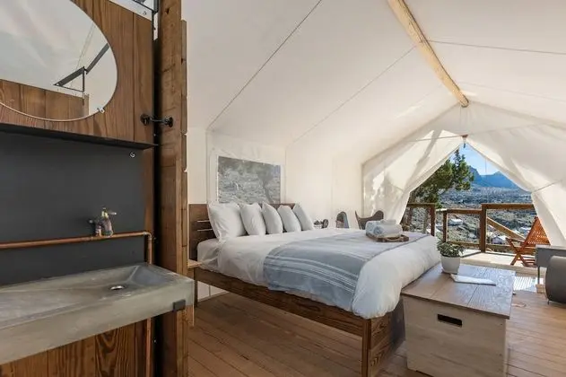 Deluxe Tent - Private Bath