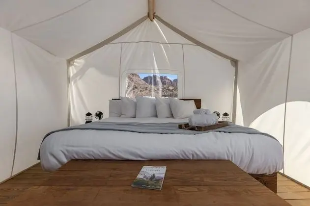 Suite Tent - Private Bath
