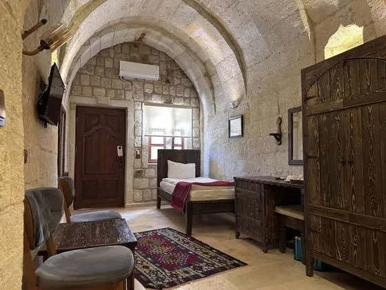 Üç Kişilik Oda, Bahçe Manzaralı