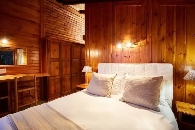 Middle Chalet