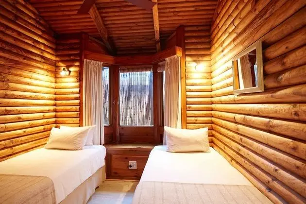 Middle Chalet