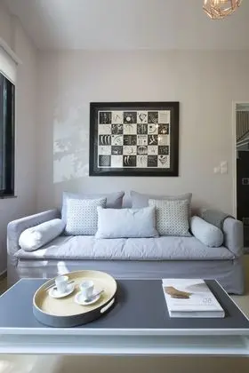 Apart Daire, Veranda