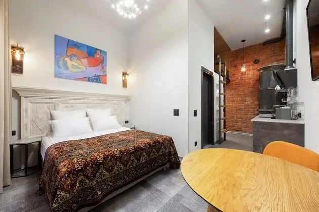 Standard Tek Büyük Yataklı Oda