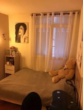 Une Chambre Privée Chez l'Habitant