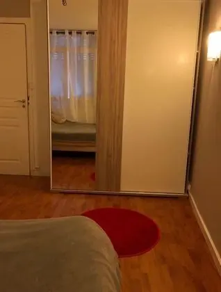 Une Chambre Privée Chez l'Habitant
