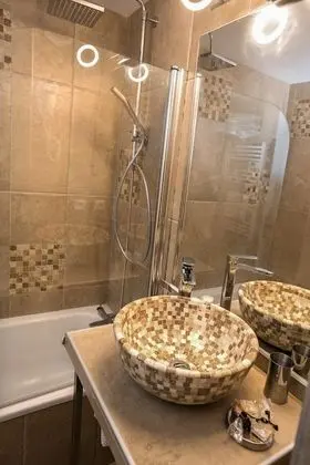 Classic Tek Büyük Yataklı Oda