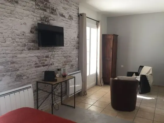 Premium Tek Büyük Yataklı Oda