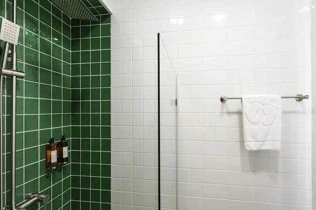 Design Oda, 1 En Büyük (King) Boy Yatak, Sigara İçilmez, Şehir Manzaralı