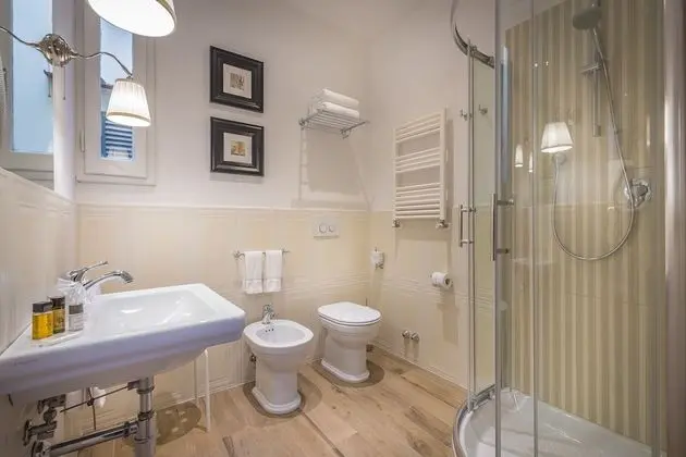 Economy Tek Büyük Yataklı Oda, Özel Banyo (External)