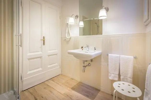 Economy Tek Büyük Yataklı Oda, Özel Banyo (External)