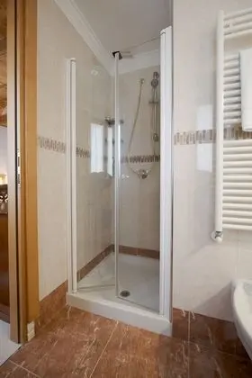 Standard Tek Büyük veya İki Ayrı Yataklı Oda, Şehir Manzaralı