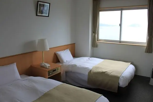 İki Ayrı Yataklı Oda, Sigara İçilmez, Okyanus Manzaralı