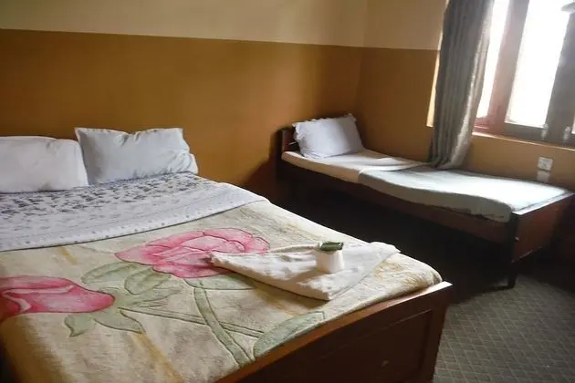 Tek Büyük veya İki Ayrı Yataklı Oda