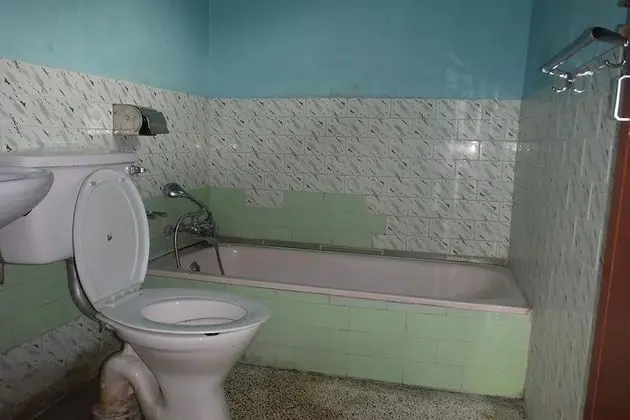 Tek Büyük veya İki Ayrı Yataklı Oda