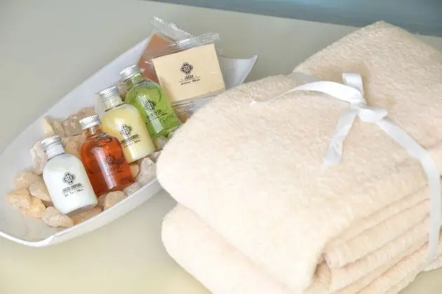 Lace Luxury Jr Suite