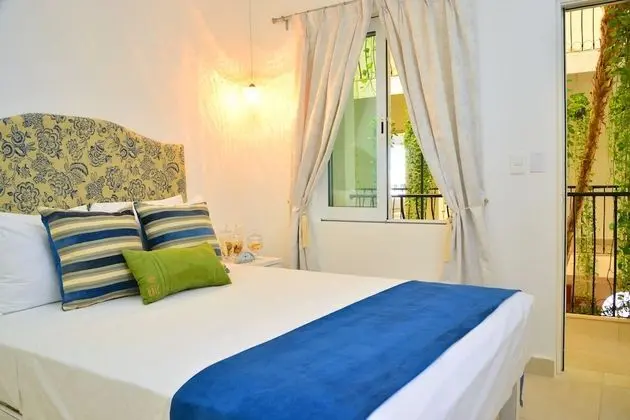 Vintage Deluxe Room