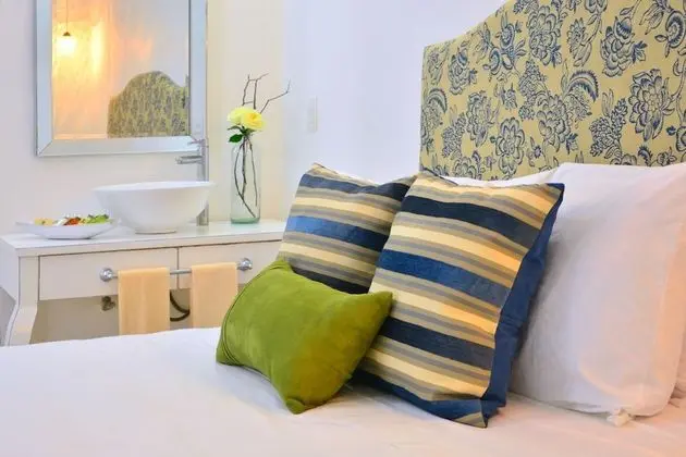 Vintage Deluxe Room