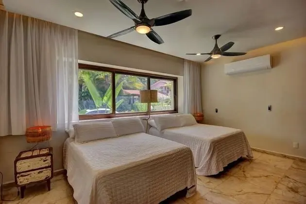 Apart Daire, Birden Çok Yatak, Plaj Manzaralı (Steps to Best Beach VILLA UNICA 6Bedr)