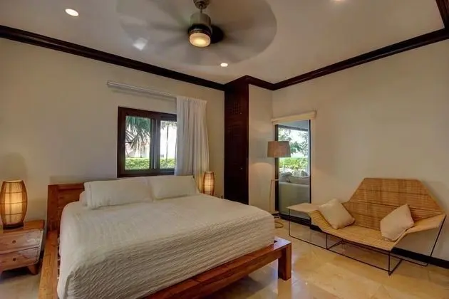 Apart Daire, Birden Çok Yatak, Plaj Manzaralı (Steps to Best Beach VILLA UNICA 6Bedr)