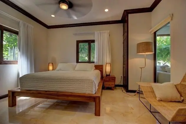 Apart Daire, Birden Çok Yatak, Plaj Manzaralı (Steps to Best Beach VILLA UNICA 6Bedr)