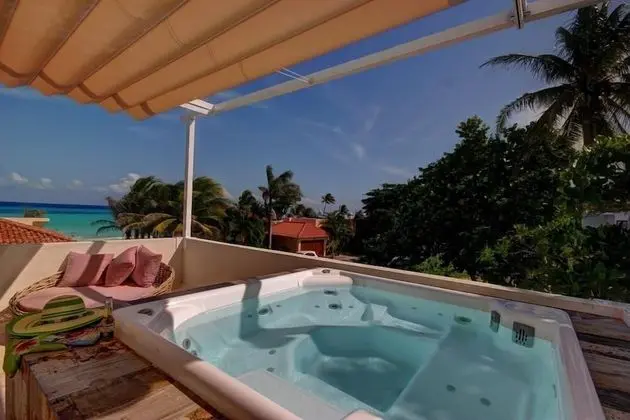 Apart Daire, Birden Çok Yatak, Plaj Manzaralı (Steps to Best Beach VILLA UNICA 6Bedr)