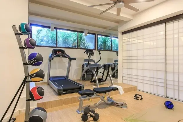 Apart Daire, Birden Çok Yatak, Plaj Manzaralı (Steps to Best Beach VILLA UNICA 6Bedr)