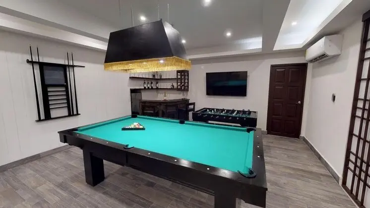 Apart Daire, Birden Çok Yatak, Plaj Manzaralı (Steps to Best Beach VILLA UNICA 6Bedr)