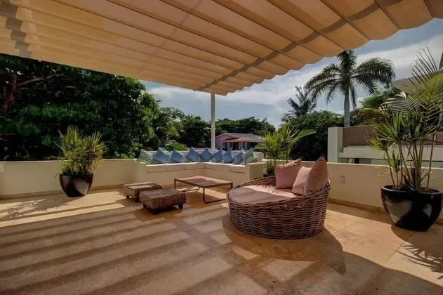 Apart Daire, Birden Çok Yatak, Plaj Manzaralı (Steps to Best Beach VILLA UNICA 6Bedr)