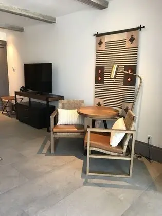 Alto Ocean View King