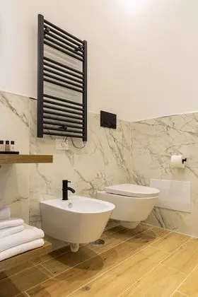 Panoramic Tek Büyük Yataklı Oda