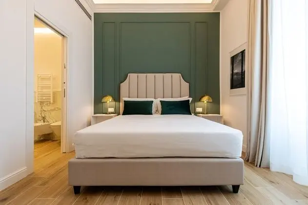 Standard Tek Büyük Yataklı Oda