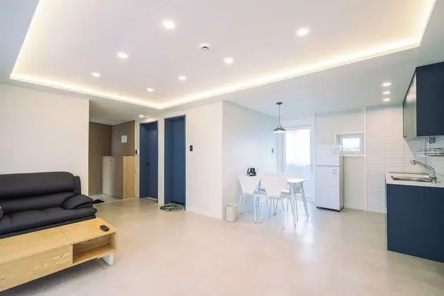 Sanbang Room (30 pyeong in size)