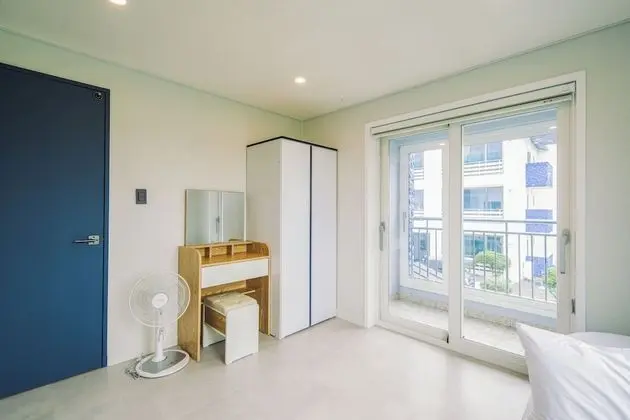 Sanbang Room (30 pyeong in size)