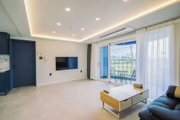 Sanbang Room (30 pyeong in size)