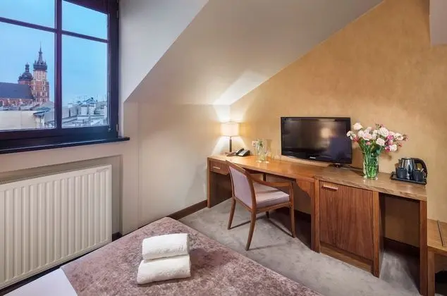 Deluxe Tek Büyük Yataklı Oda