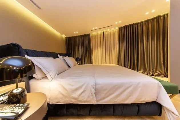 Deluxe Stüdyo Süit, Göl Manzaralı