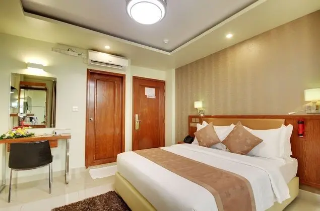 Deluxe Tek Büyük Yataklı Oda, Şehir Manzaralı (Free Return Airport Transfer)