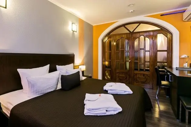 Luxury Süit, 1 En Büyük (King) Boy Yatak ve Çekyat, Balkon