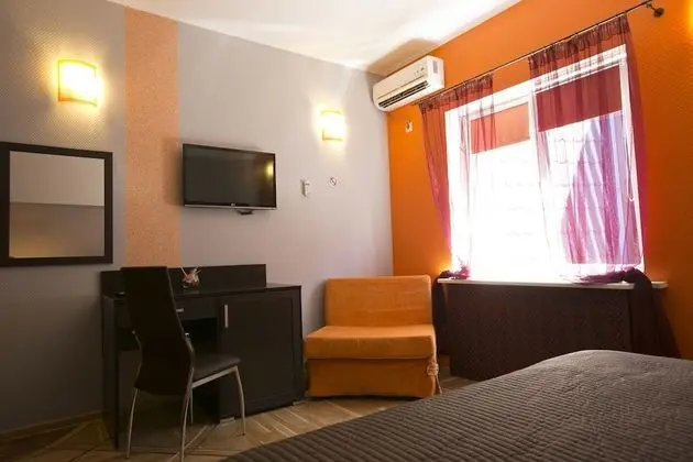 Standard Tek Büyük Yataklı Oda