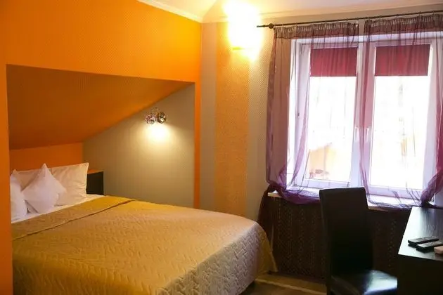 Standard Tek Büyük Yataklı Oda