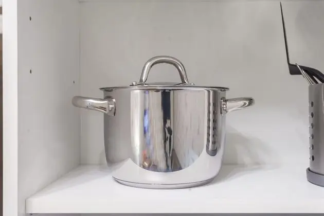 Standard Apart Daire, 1 Büyük (Queen) Boy Yatak ve Çekyat, Mutfak