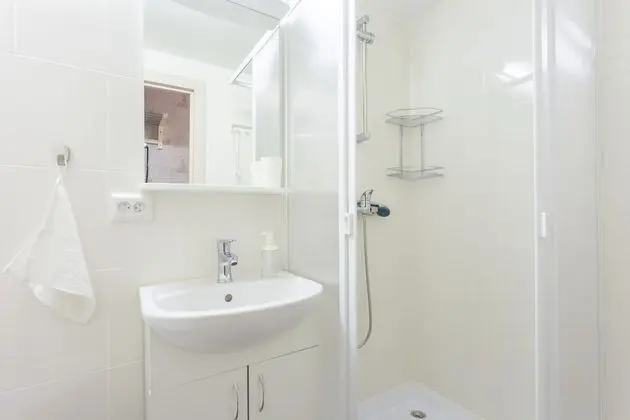 Standard Apart Daire, 1 Büyük (Queen) Boy Yatak ve Çekyat, Mutfak