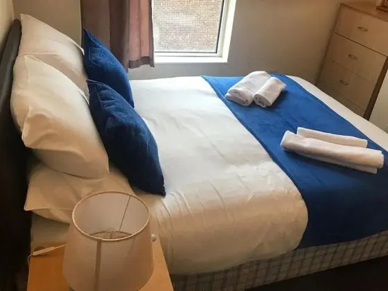 Tek Büyük Yataklı Oda