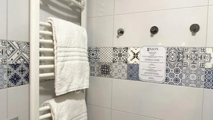 Standard Tek Büyük veya İki Ayrı Yataklı Oda