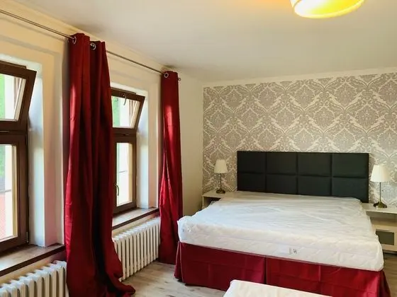 Classic Üç Kişilik Oda