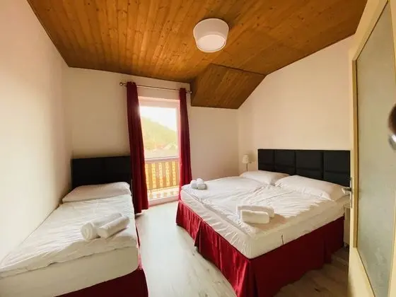 Classic Üç Kişilik Oda