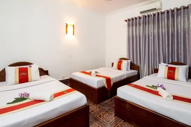 Üç Kişilik Oda (with Free Airport Pick Up)