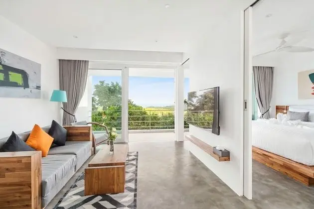 Grand Deluxe Corner Suite