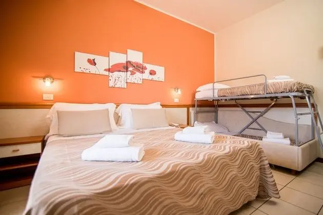 Standard Dört Kişilik Oda, Balkon