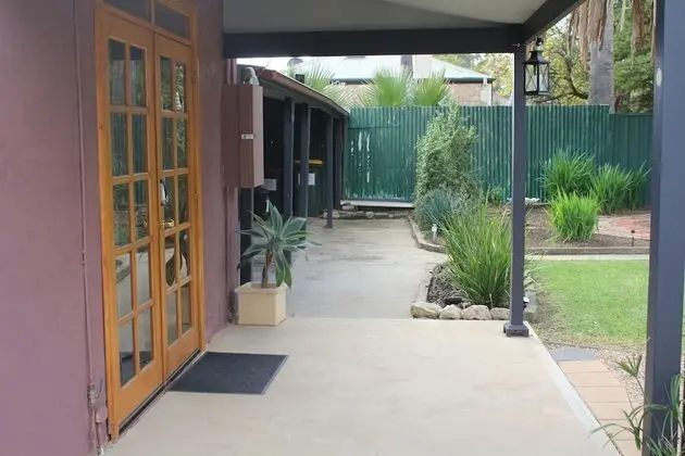 Traditional Kır Evi